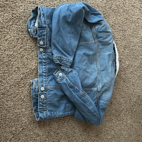 Girl’s Winter Jean Jacket - Picture 3 of 3